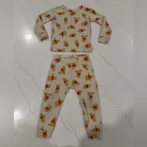 GAP Winnie the Pooh Toddler Pajama Set